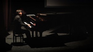 foto_enrico_sabena_piano.jpg