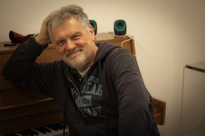 foto_fabio_frizzi_piano.jpg
