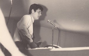 foto_fabio_frizzi_suona_con_gli_scacchi.jpg