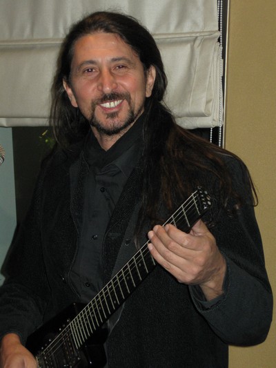 foto_riccardo_della_ragione_chitarra.jpg
