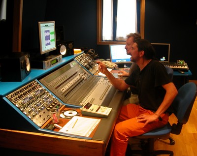 foto_riccardo_della_ragione_mixer.jpg