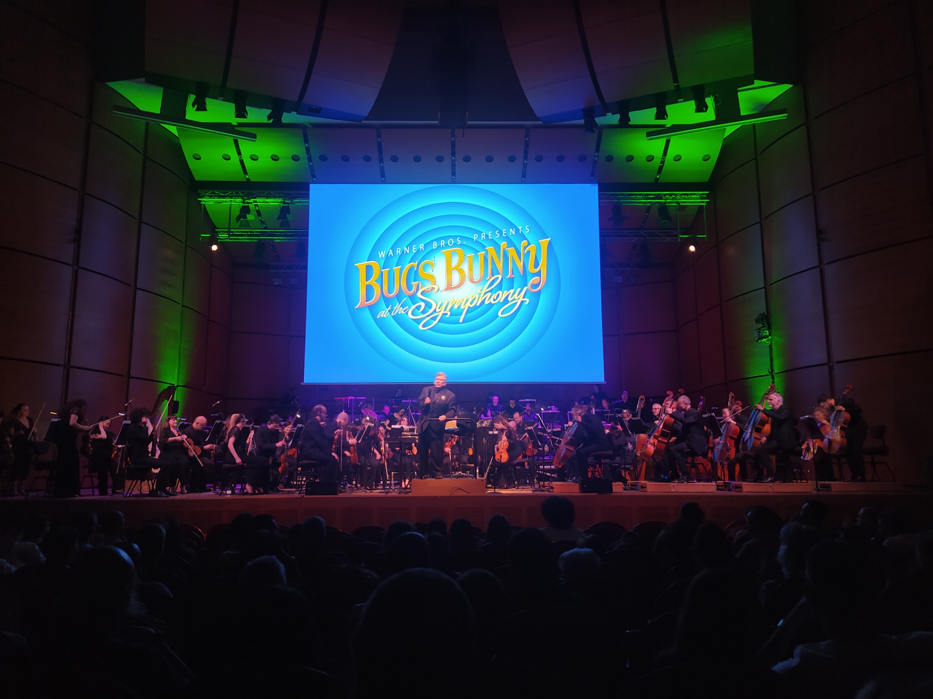 foto bugs bunny at symphony milano 2026 8