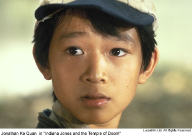 La nuova spalla di Indy: il ragazzino cinese Short Round (Jonathan Ke Quan) La nuova spalla di Indy: il ragazzino cinese Short Round (Jonathan Ke Quan)