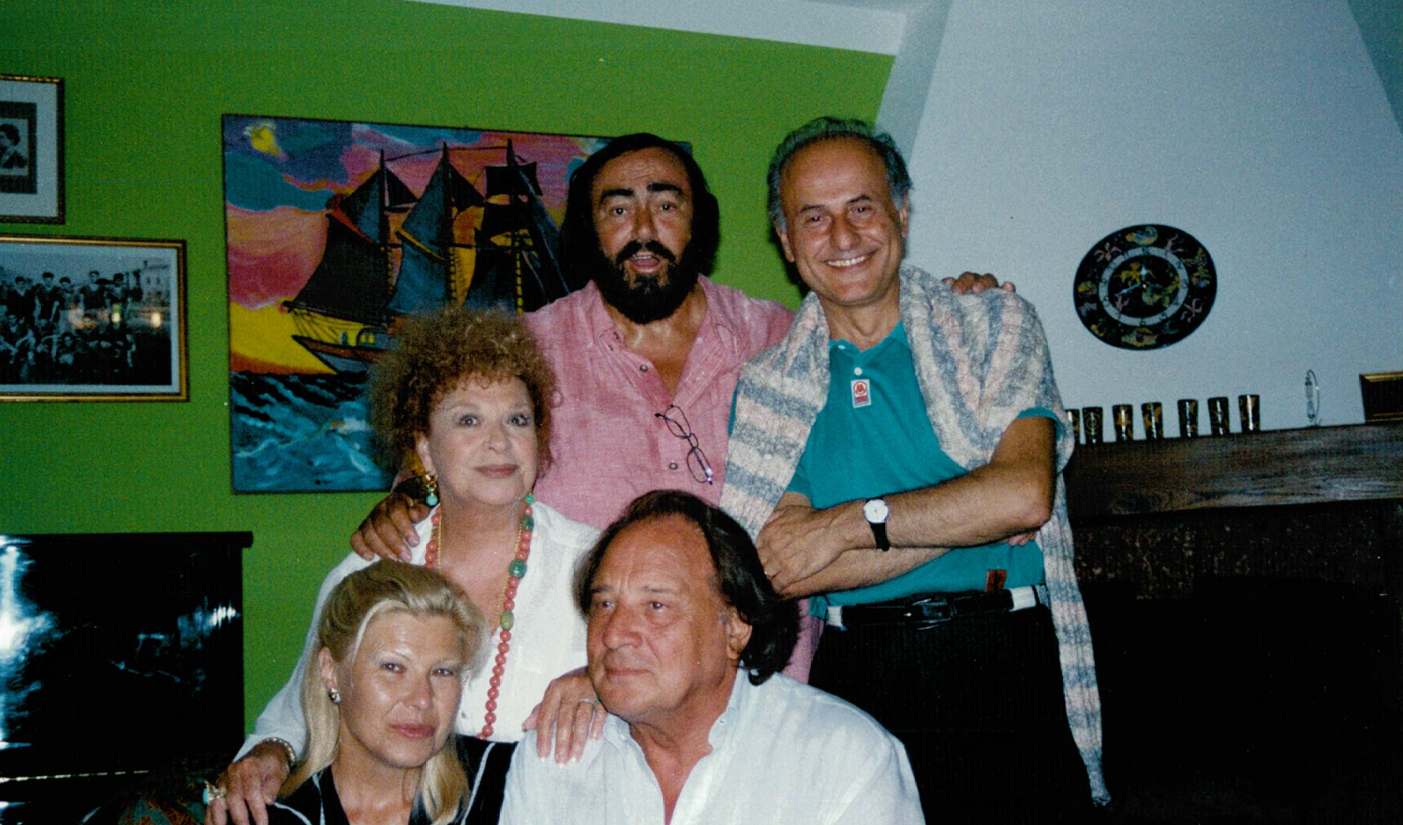 ColonneSonore.Net foto riz ortolani famiglia