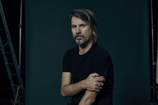 foto rodrigo derasmo posa