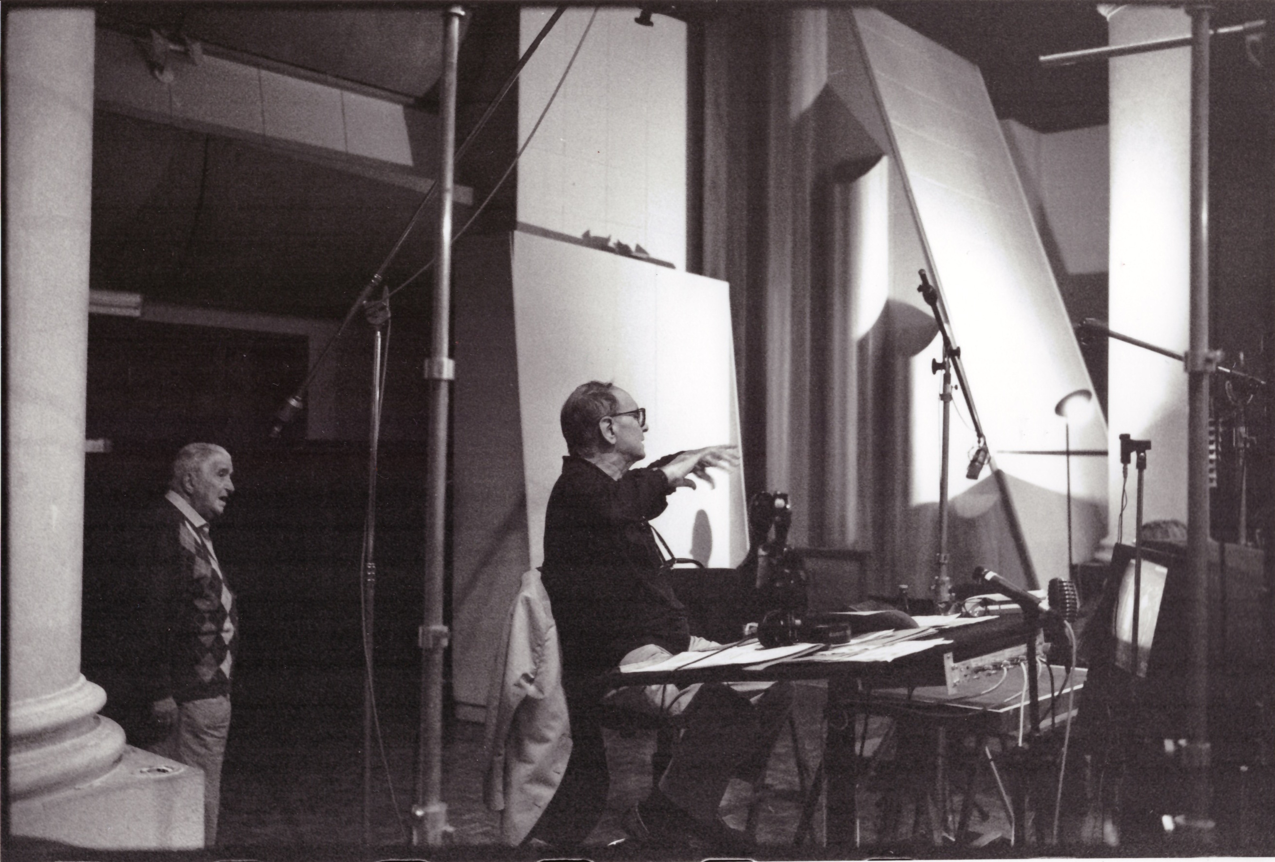 Ennio Morricone in studio