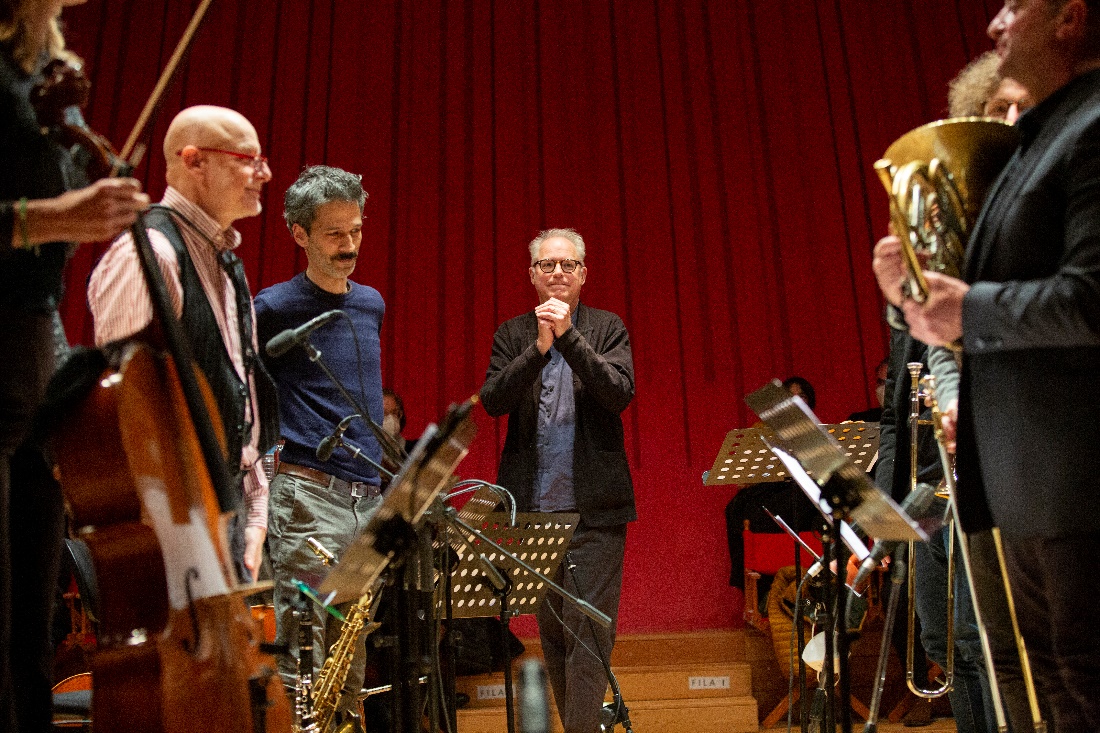foto bil frisell orchestras