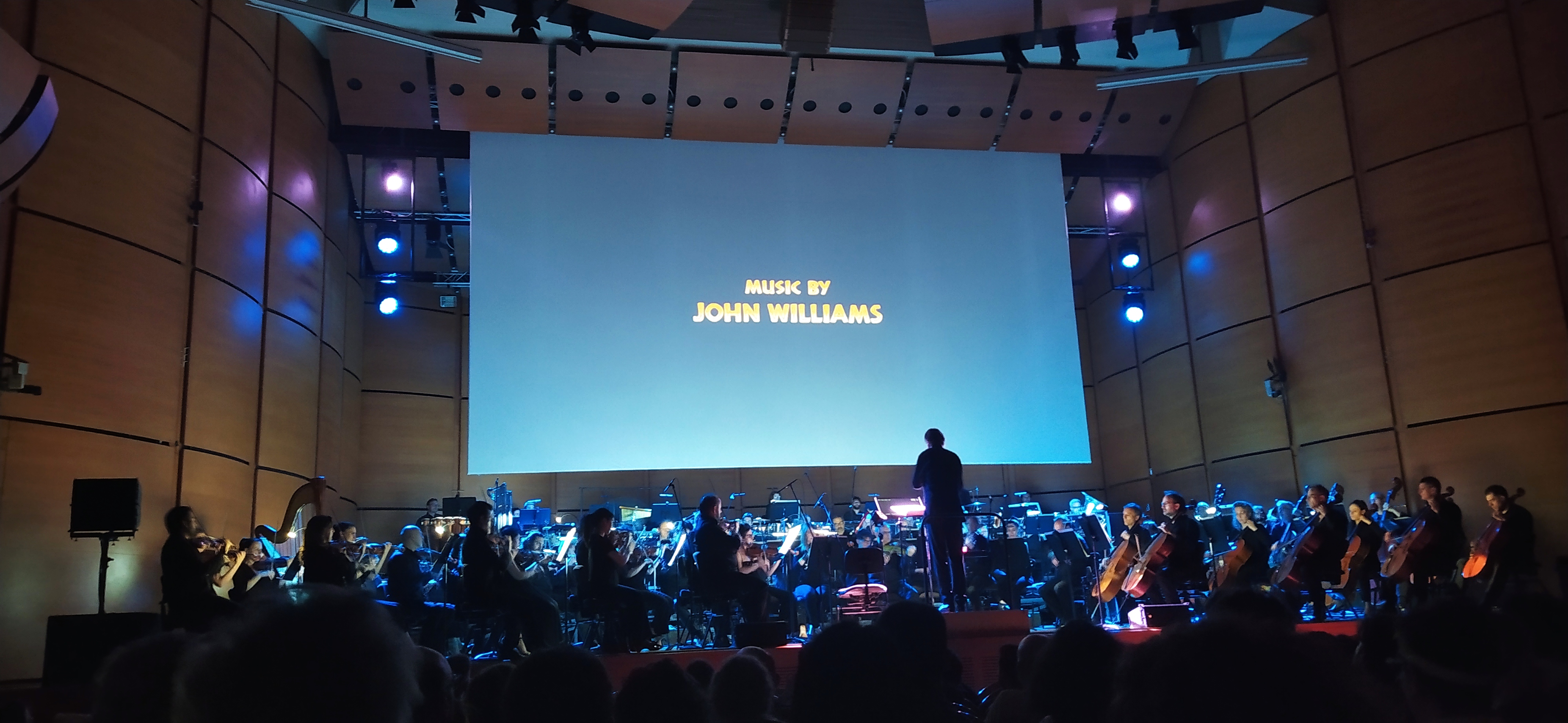 foto jurassic park live concert milano 11