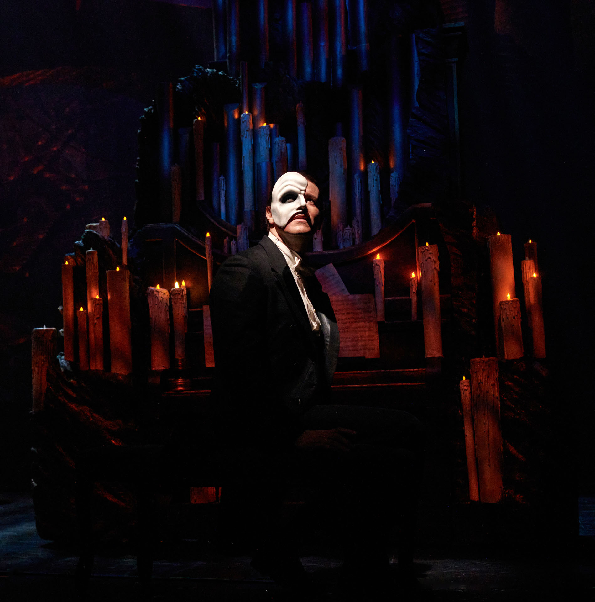 ColonneSonore.Net foto phantom of the opera nuova edizione 3